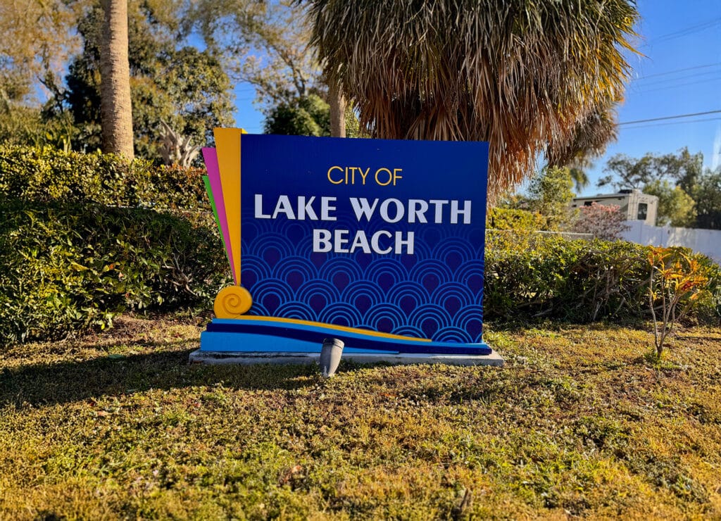 Lake Worth Beach - sign